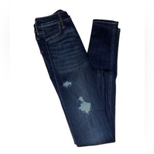 Hollister Ultra High-Rise Jean Legging Advanced Stretch